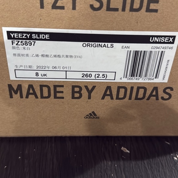 Yeezy Slides